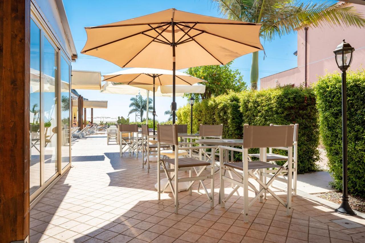 La Terra Dei Sogni Country Hotel Fiumefreddo di Sicilia Exterior photo